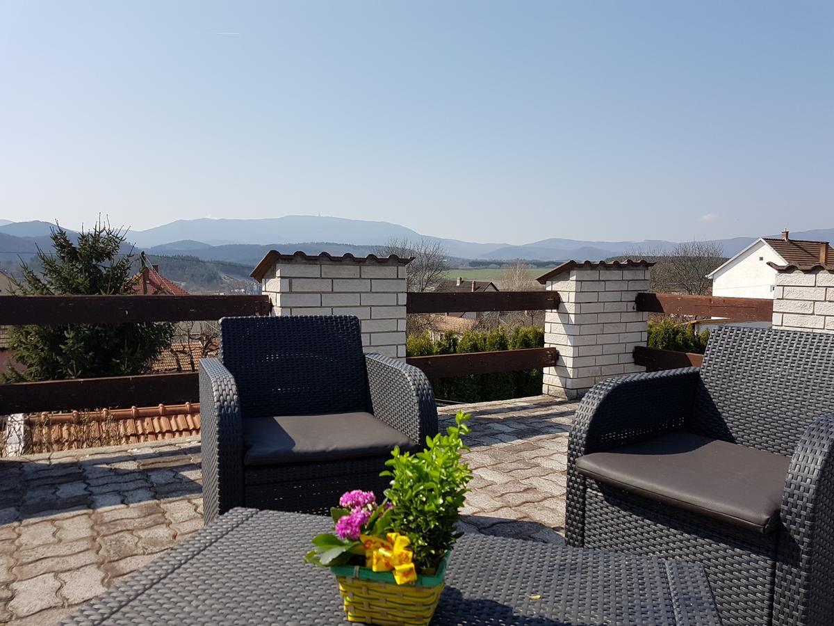 Kovacs Vendeghaz Apartment Mátraderecske Екстериор снимка